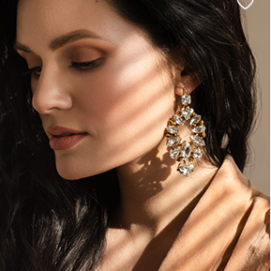 Royal Glow Gold Necklace